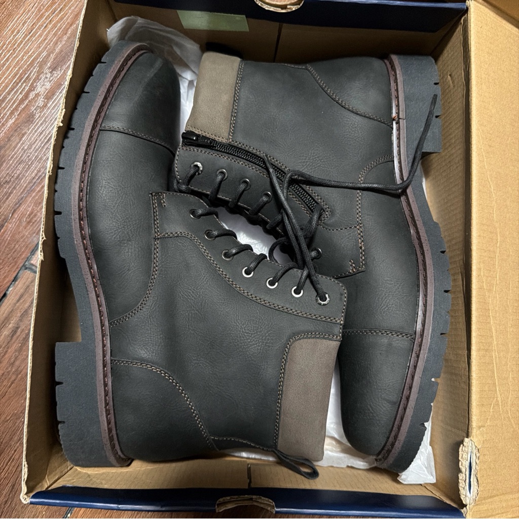 Dockers Men's Dark Gray And Brown Boots